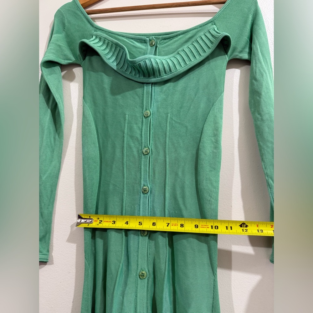 Jacquemus Mint Green Off-Shoulder Button-Front Maxi Dress - Picture 5 of 9